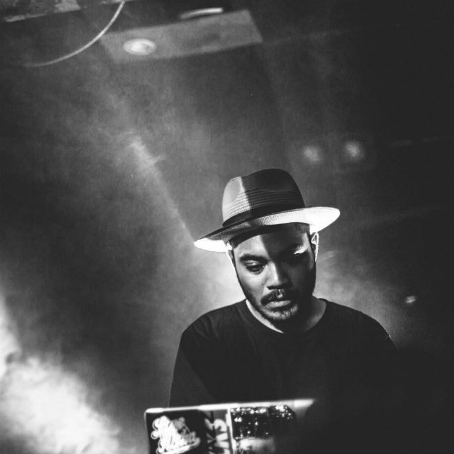 MR CAR/\\ACK - Dear Mama