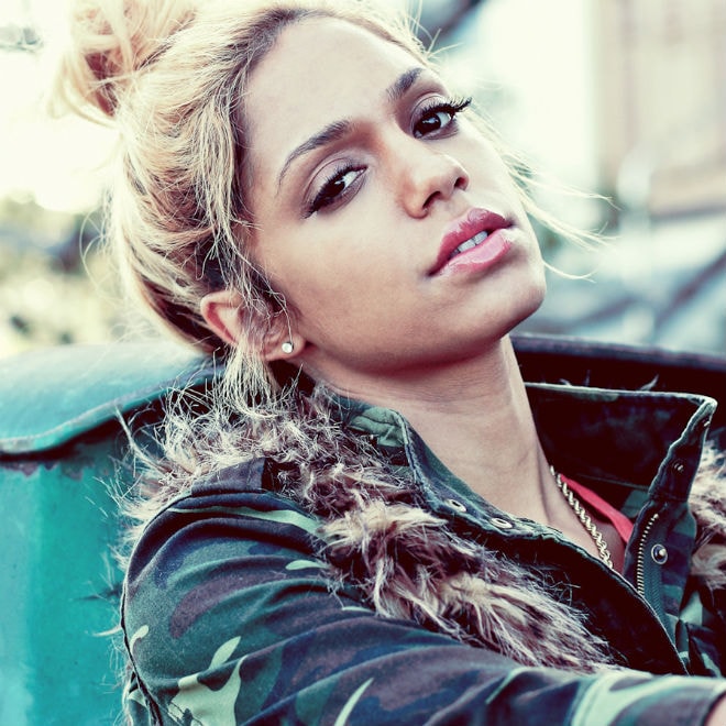 Paloma Ford featuring Meek Mill - Let Me See