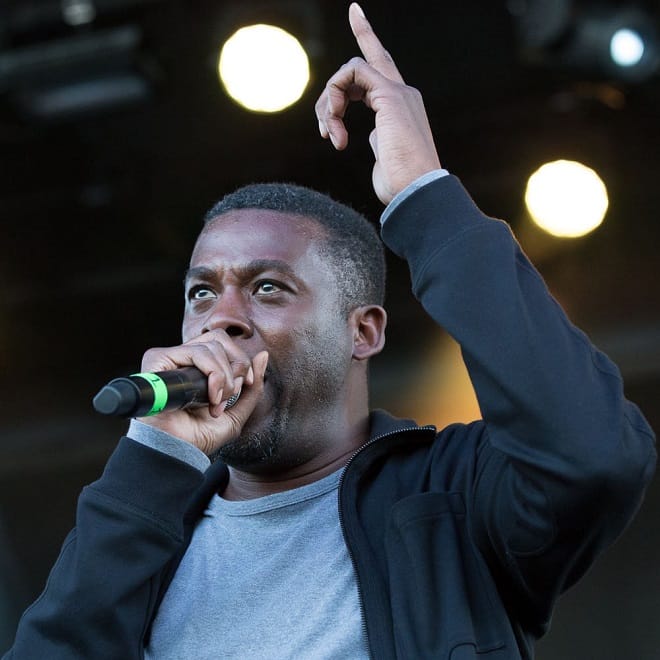 Hanni El Khatib featuring GZA - Moonlight (Remix)