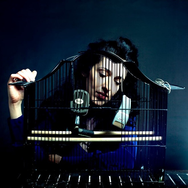 Leila - Bring It (ON)