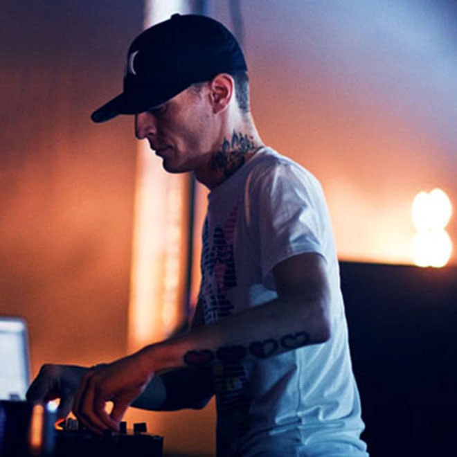 Deadmau5 Reopens Soundcloud Account with "432"