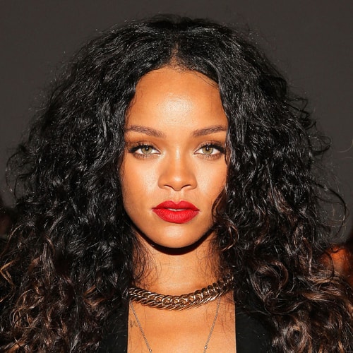Unreleased Rihanna Track Entitled "World Peace" Surfaces