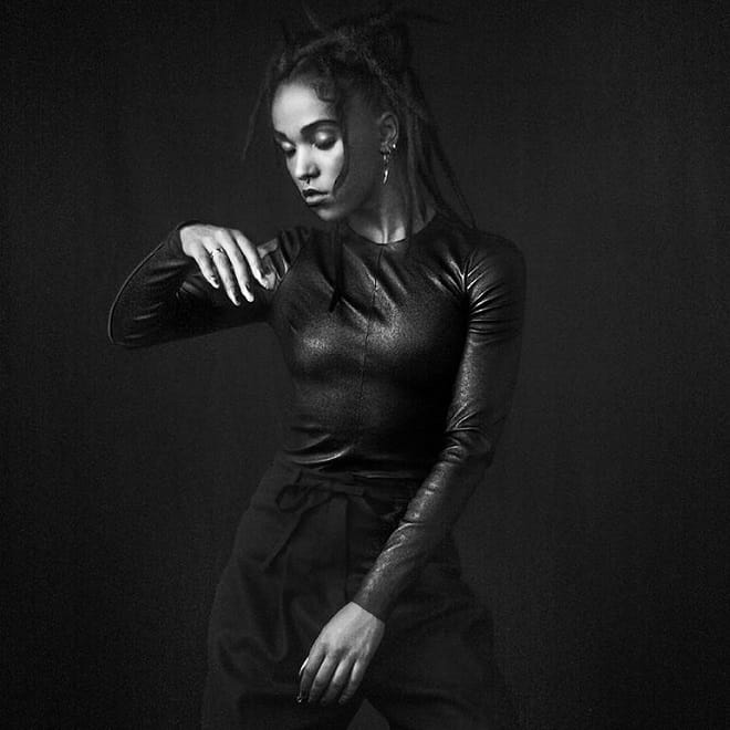 FKA twigs Debuts New Song "Figure 8" in Melbourne