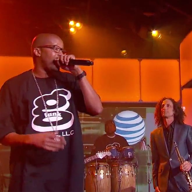 Warren G and Kenny G perform "Regulate" on 'Jimmy Kimmel Live'  