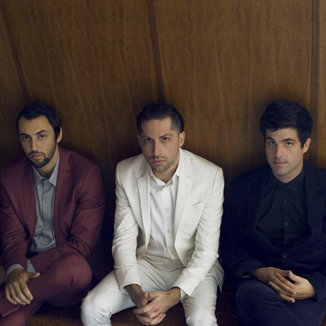 Chris Harris Whips A Porsche Cayman Gt4 Around The Track