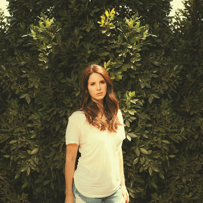 Lana Del Rey and Grimes Announce Tour