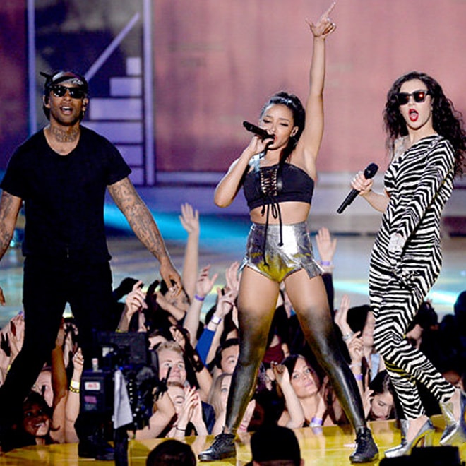 Ty Dolla $ign, Charli XCX and Tinashe Perform "Drop That Kitty" at the 2015 MTV Movie Awards