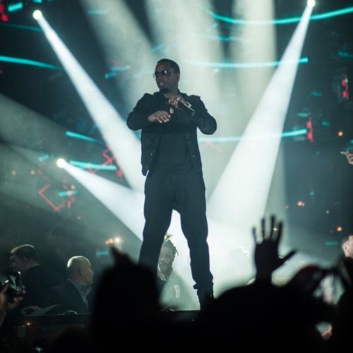 Diddy, Ma$e and Lil Wayne Perform "Mo Money, Mo Problems"