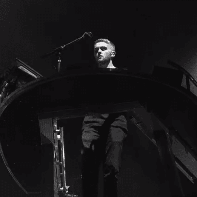 Disclosure featuring Gregory Porter - Holding On (Live at Wild Life)