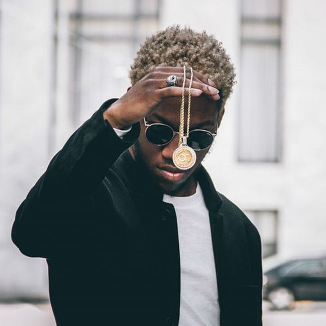 OG Maco featuring Quavo - How You Say