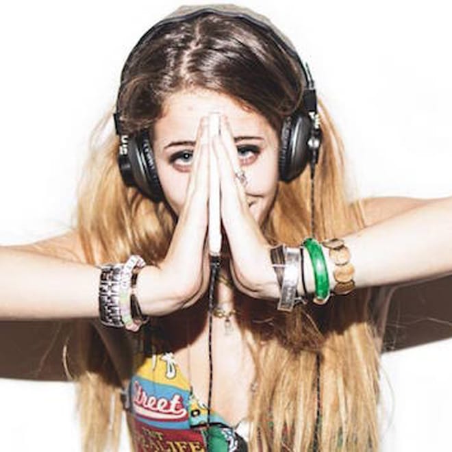 The Glitch Mob featuring Mark Johns – Better Hide, Better Run