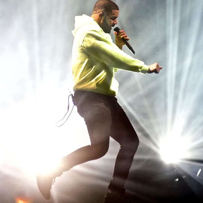 Watch Drake Perform a Medley at 'Birthday Bash'