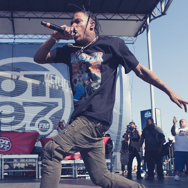 Watch Travi$ Scott Perform "3500" With 2 Chainz and "Antidote"