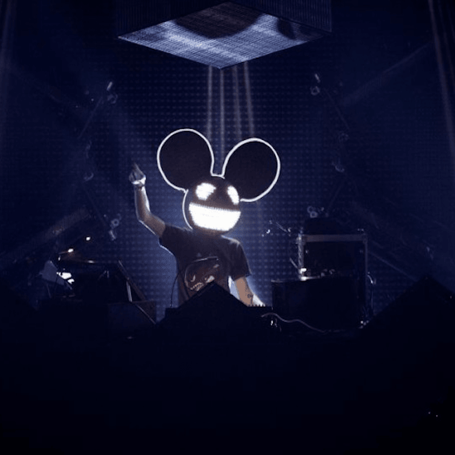Deadmau5 Goes at David Guetta For Using Live Horses at Ibiza Show