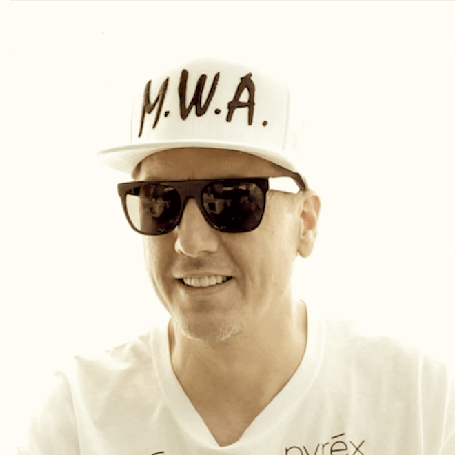 Mike Dean's Pet Bird Will Steal Your Weed