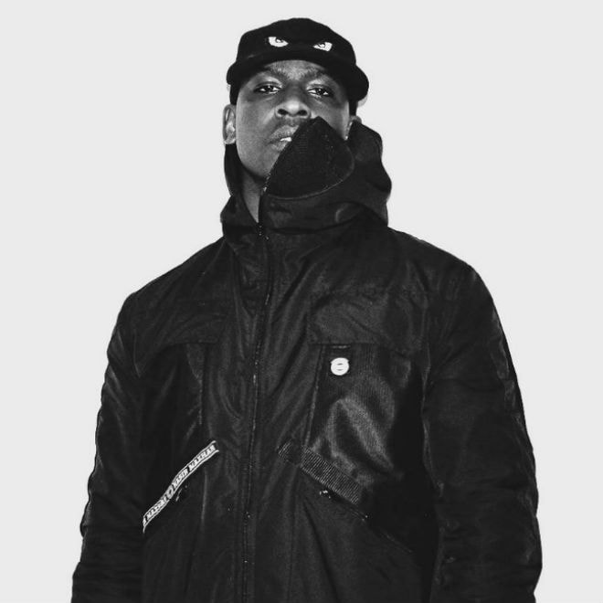 Skepta Cheers Up A Fan