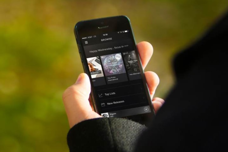 Music Streaming Is Now a Billion Dollar Industry