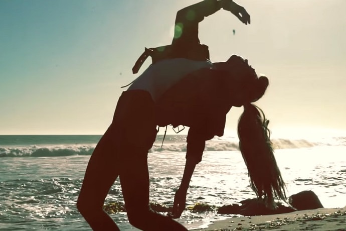 Mr. Hudson Shares Video for "Dancing Thru It"