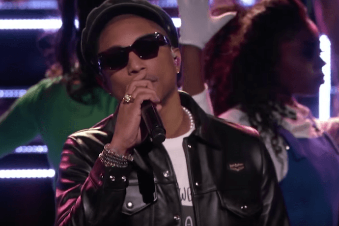 Pharrell Performs "Freedom" Live on The Voice