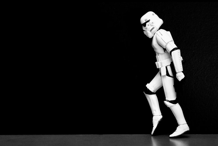 Preview DJ Snake's Star Wars Theme Song Remix