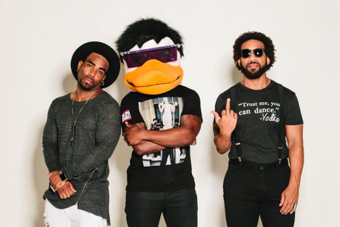 WatchTheDuck featuring Pharrell - Stretch 2-3-4