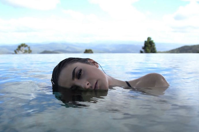 Seywood and Vanessa Elisha Share "Two Bars"