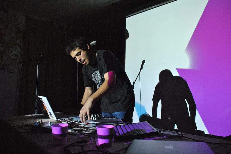 Flamingosis' New Song Has the Perfect Summer Vibes