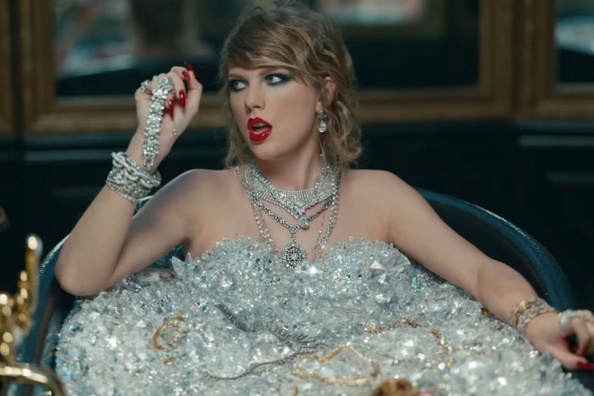 Taylor Swift New Video Broke YouTube Records Look What You Made Me Do Reputation