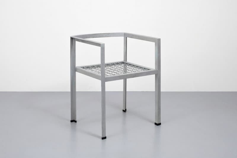 Tabouret Rei Kawakubo COMME des GARÇONS Galerie A1043