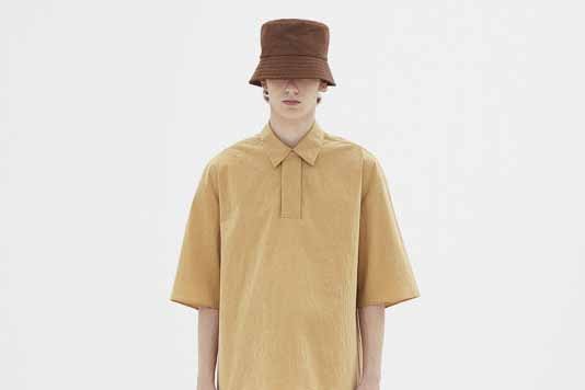 COS Dévoile De Nouvelles Images Pour Le Printemps/Eté 2018