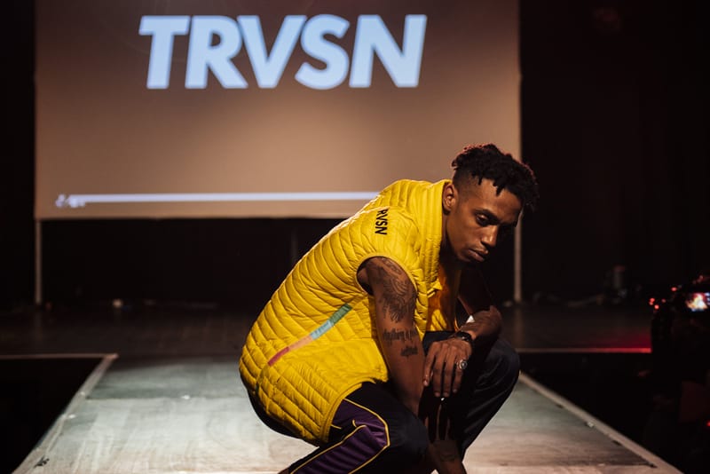 Le Premier Défilé De TRUE VISION Pour La Fashion Week Parisienne