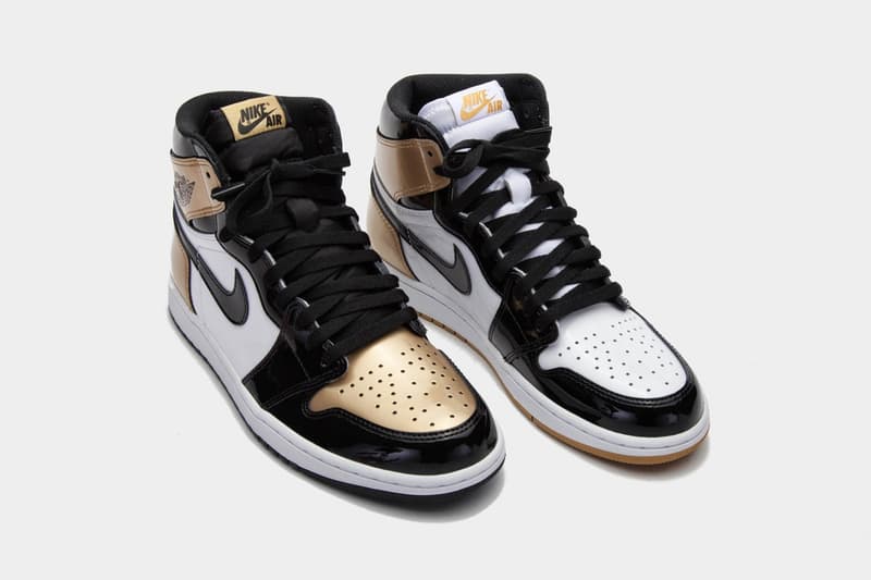 Air Jordan 1 Gold Top 3 Cuir Verni Or Noir Blanc