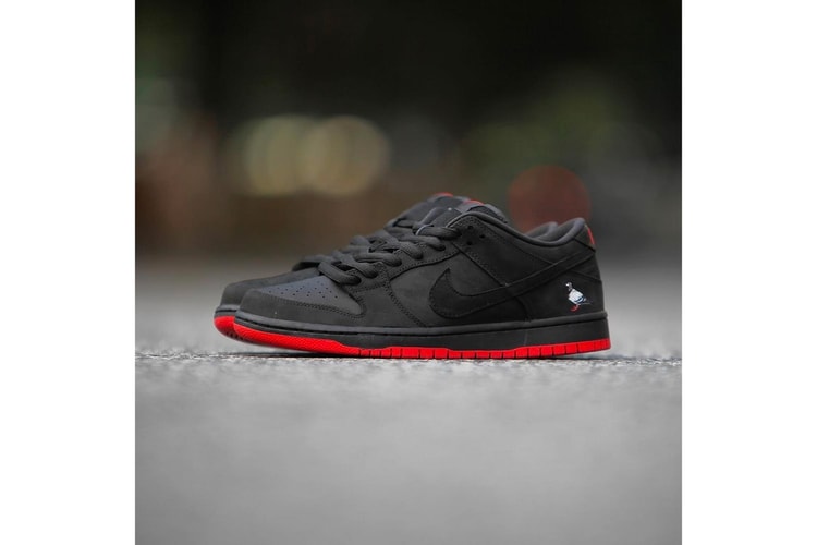 Gros Plan Sur La Nike SB Dunk Low "Black Pigeon" De Jeff Staple