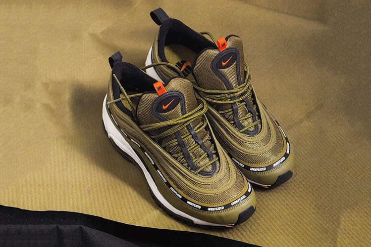 Gros Plan Sur La Nouvelle Collection UNDEFEATED x Nike Air Max 97 Inspirée Du Bomber