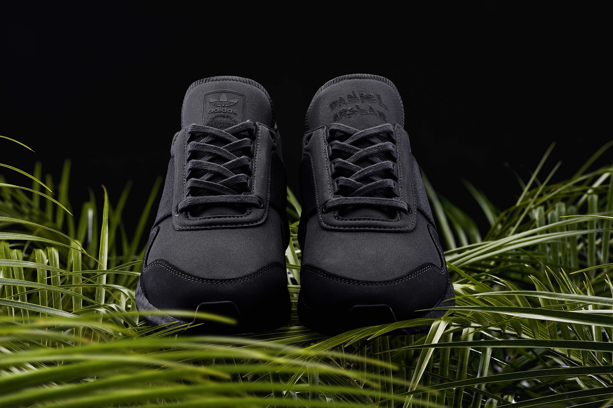 Daniel Arsham “Présent” adidas Originals