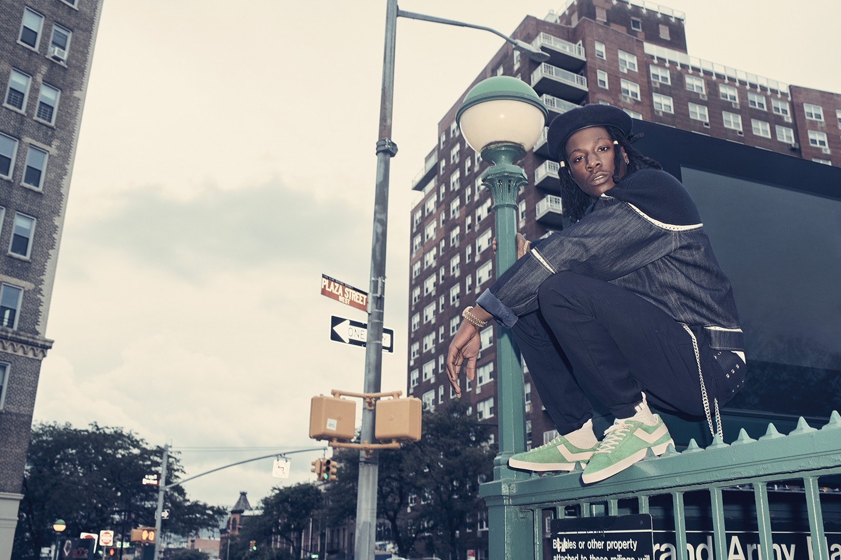 Joey Bada$$ Rap US Brooklyn Directeur Artistique PONY Baskets Sneakers New Generation
