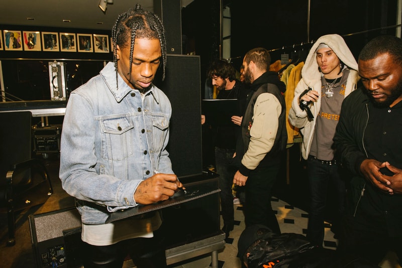 Signature Des Vinyles Travis Scott x Saint Laurent Chez Colette Concept Store Paris 213 Rue Saint-Honoré