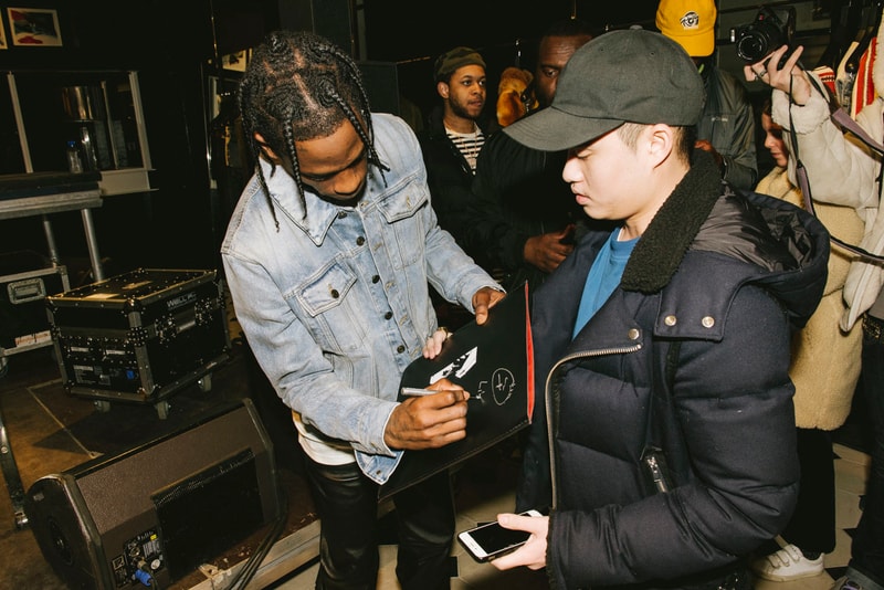 Signature Des Vinyles Travis Scott x Saint Laurent Chez Colette Concept Store Paris 213 Rue Saint-Honoré