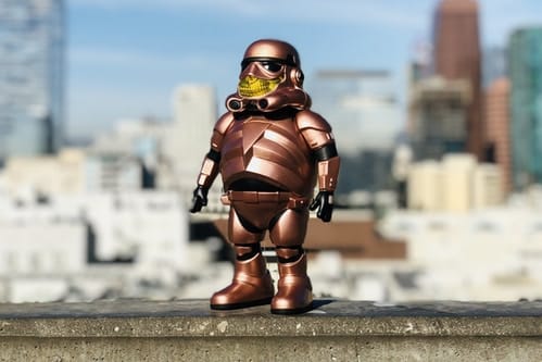 Nouvelle Figurine "Police Grin" Par Ron English & Made By Monsters