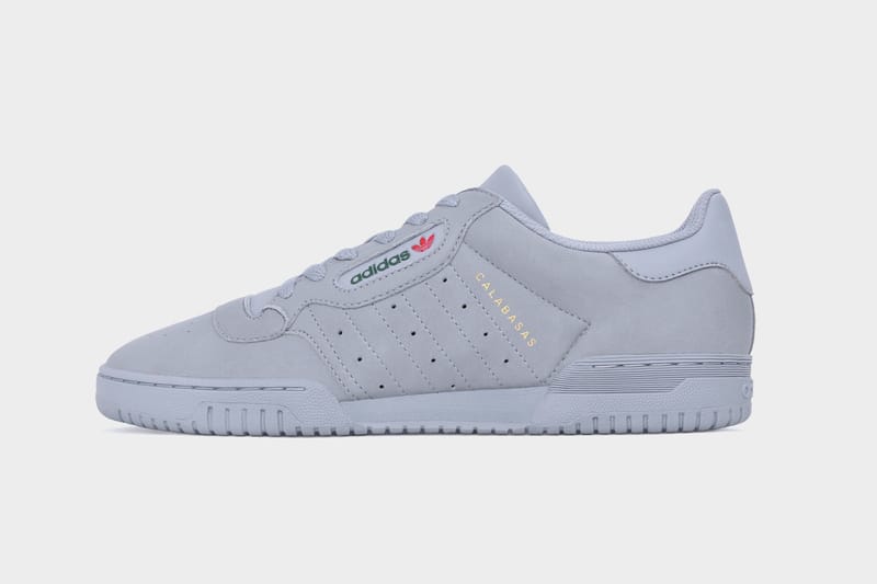 La YEEZY Powerphase Grise Est Déjà Disponible À La Vente