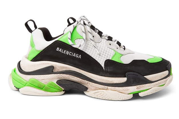 Des Images De La Collaboration Entre Balenciaga Et MR PORTER