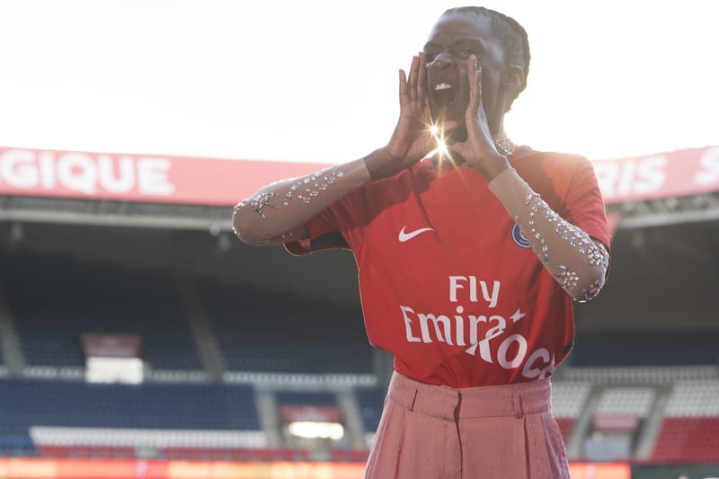 KOCHÉ Explore Le Parc Des Princes Pour Son Artbook Printemps/Été 2018