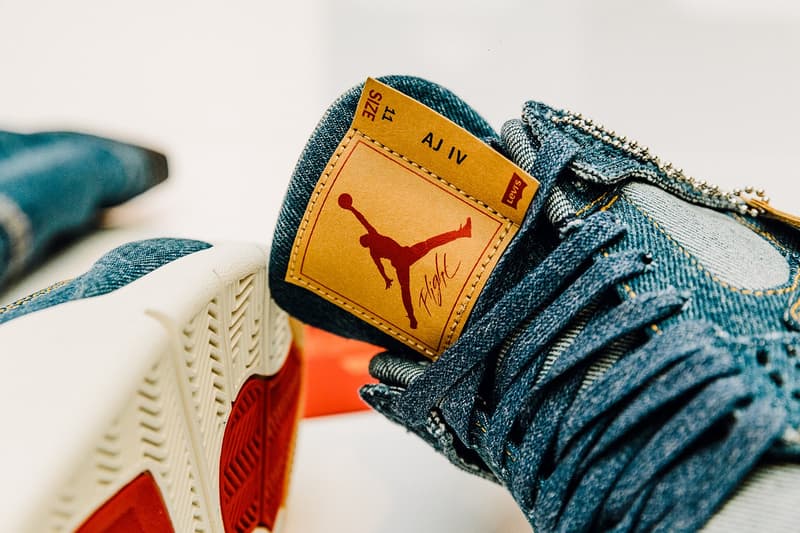 Jordan Brand Levi's Air Jordan 4 Veste Jean Réversible Flight Suit