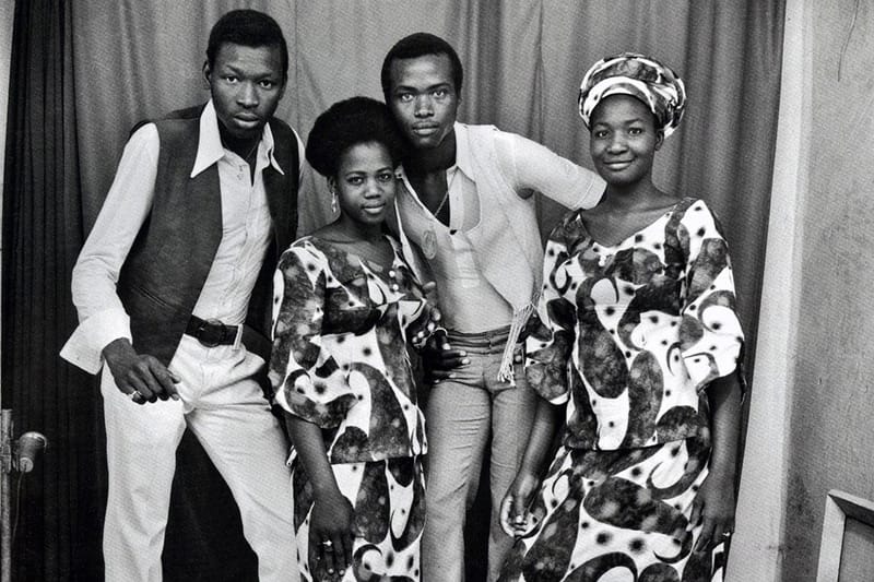 Malick Sidibé, Un Grand Photographe À Découvrir À La Gare Montparnasse