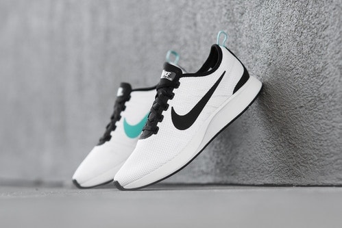 La Nike Dualtone Racer Revient Dans Une Silhouette Blanche