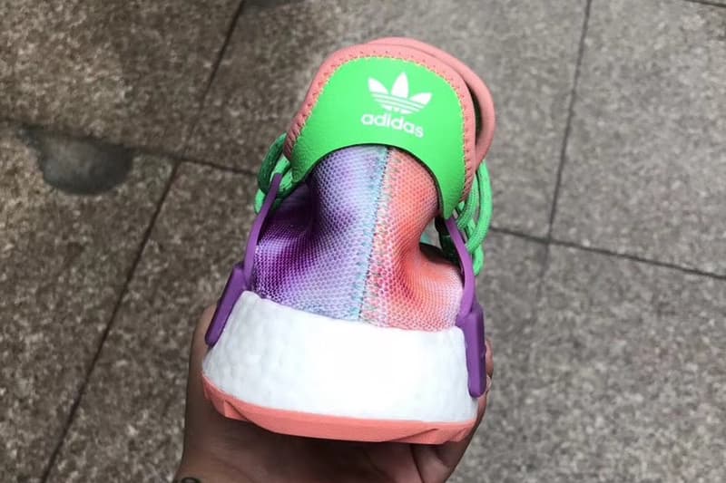 Visuels De La Collaboration Pharrell x adidas Originals Hu NMD Trail "Holi" Multicolore