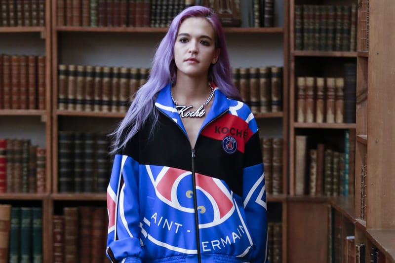 KOCHÉ S’Invite Au Parc Des Princes Pour Célébrer Sa Collaboration Avec Le PSG