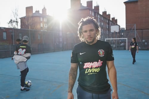 Le Nouveau Programme Nike Vous Permet De Créer Votre Propre Maillot De Football Officiel