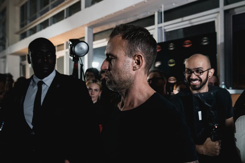 Un Vaisseau Spatial Au Défilé Automne/Hiver 2018 De Philipp Plein