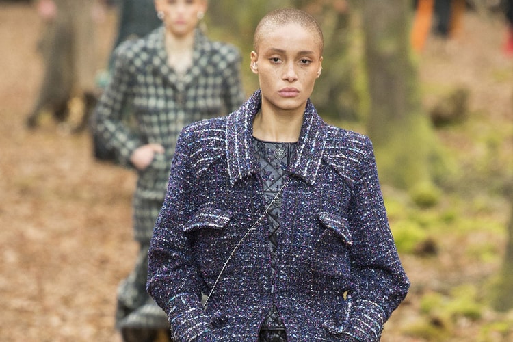 Les Écologistes Condamnent Chanel Pour La Forêt De Son Défilé